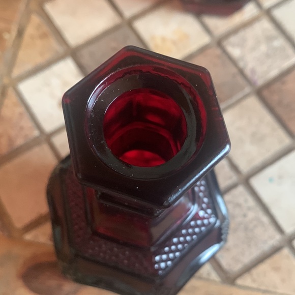 Avon 1876 Cape Cod Ruby Red Wine/Bubble Bath Decanter. Collectable Set/2 - Picture 3 of 12